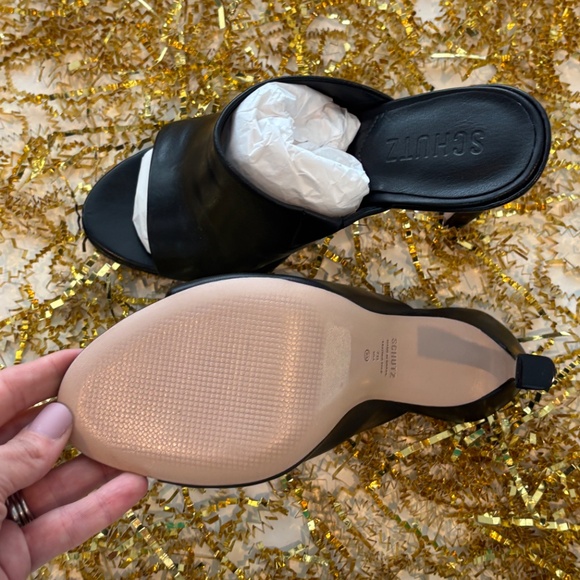 Schultz Danni Heels Black/Size 7 NWT - Picture 5 of 11